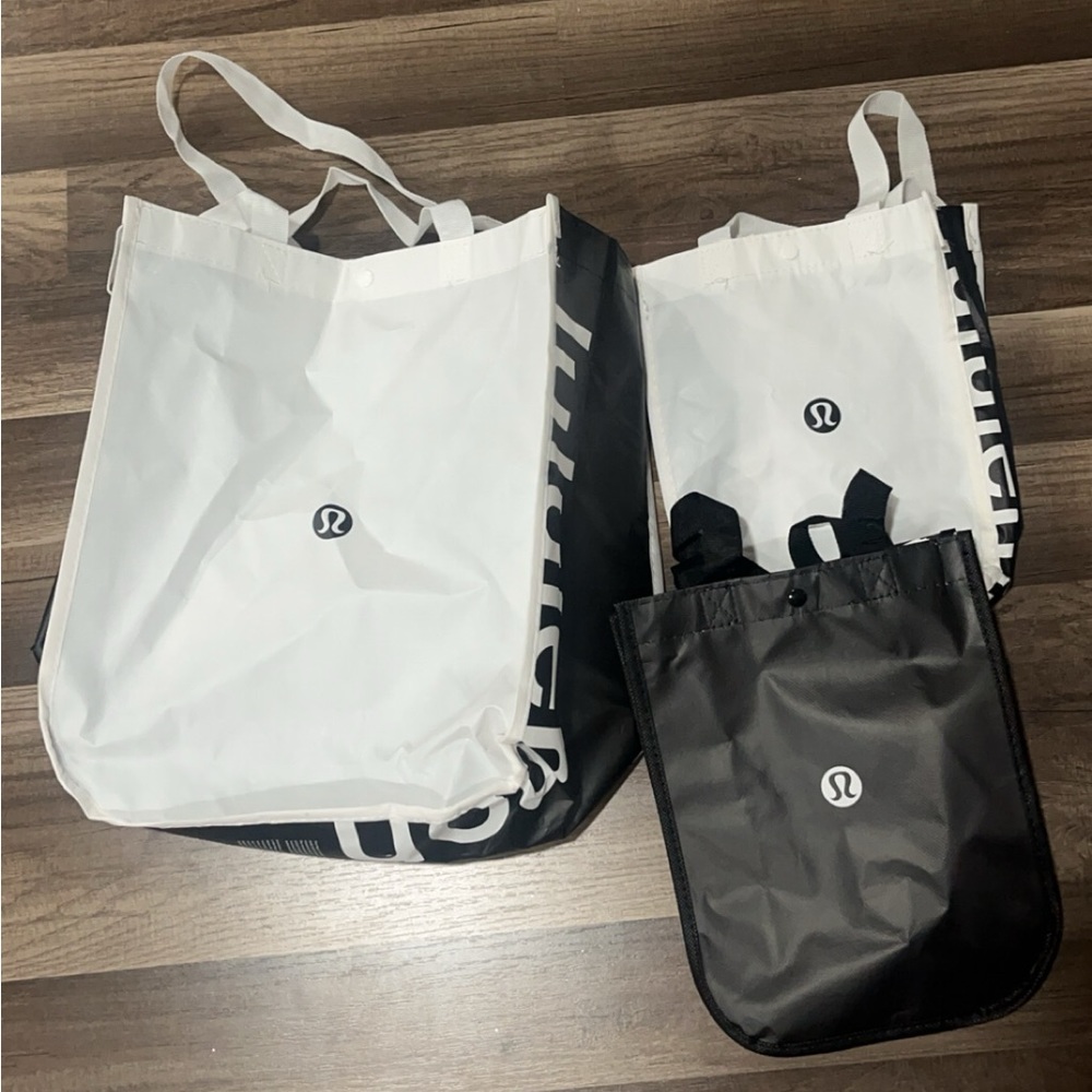 3 lulu bags- bundle